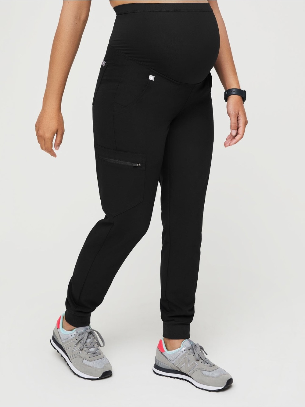 FIGS Zamora Black Maternity Jogger Scrub Pants